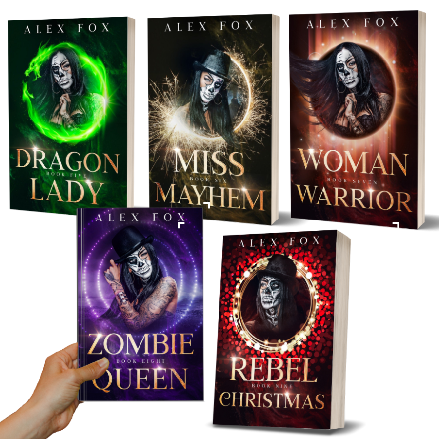 Chronicles of a Supernatural Bounty Hunter: Books 5-9 (Paperbacks)